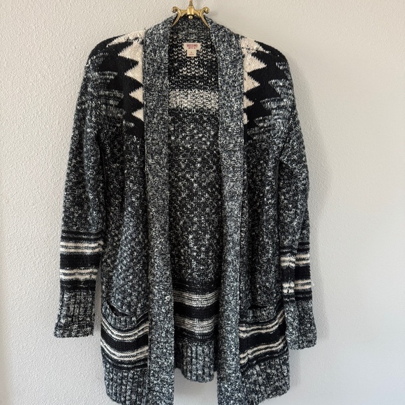 Mossimo Supply Co. Cardigan Sweater - Picture 1 of 3